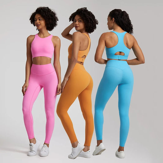 Women's 2-piece Naked Feel high-stretch yoga set, featuring an adjustable hook tank bra and matching gym leggings. Perfect for workouts, offering flexibility, support, and a comfortable, stylish fit.